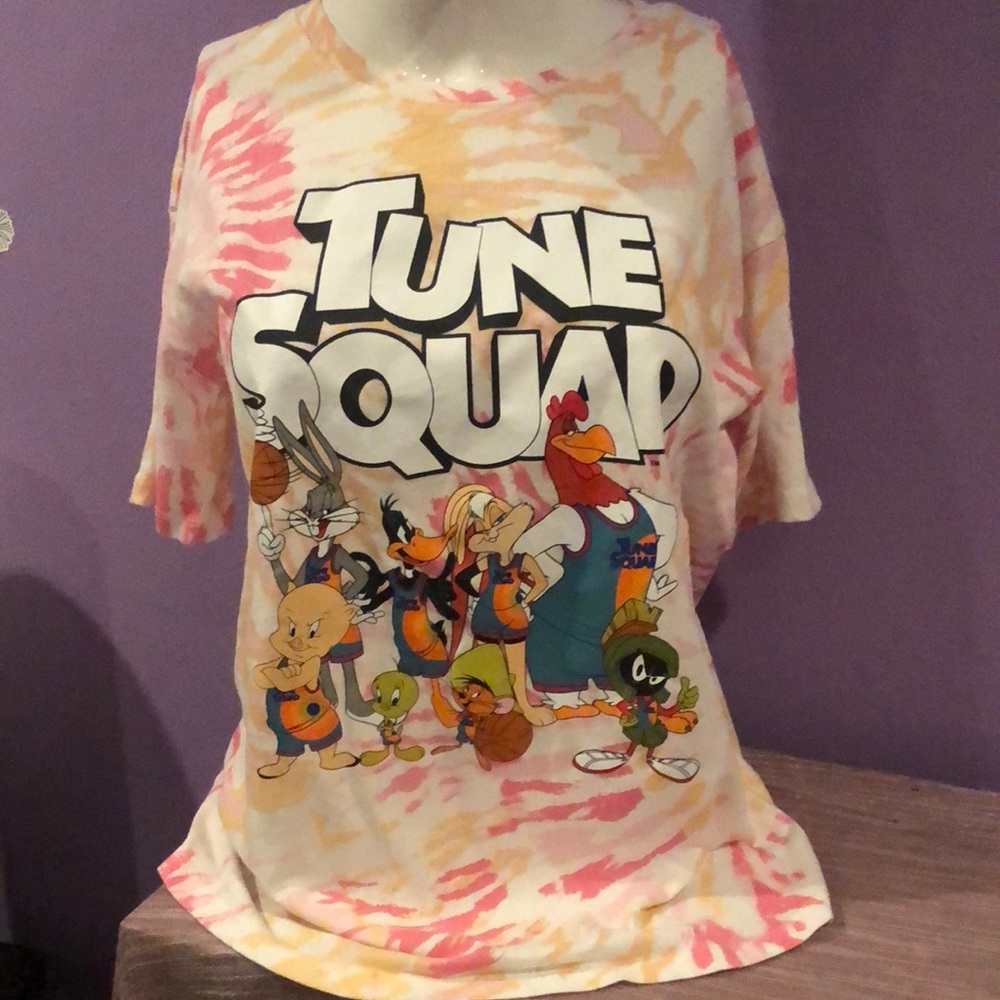 Ladies NWOT Space Jam Tune Squad Short Sleeve T-Shirt Size Small